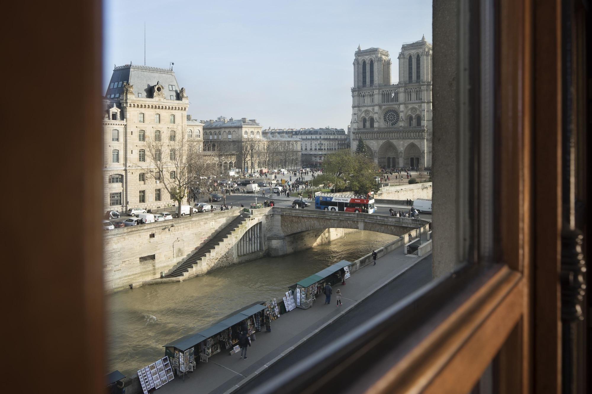 Les Rives De Notre-Dame Hotel Paris Exterior photo